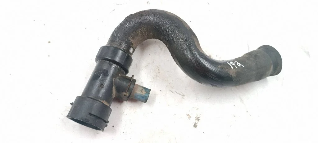 Intercooler hose/pipe