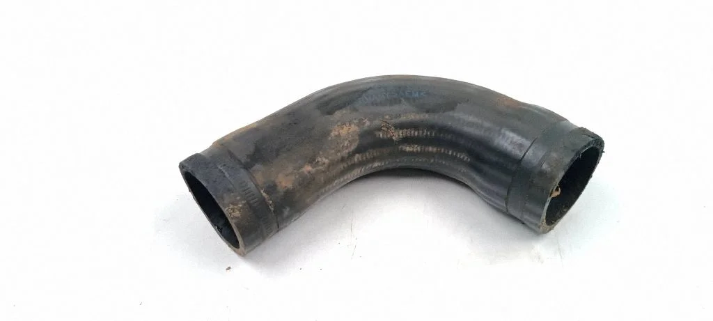 Intercooler hose/pipe 8D0145834