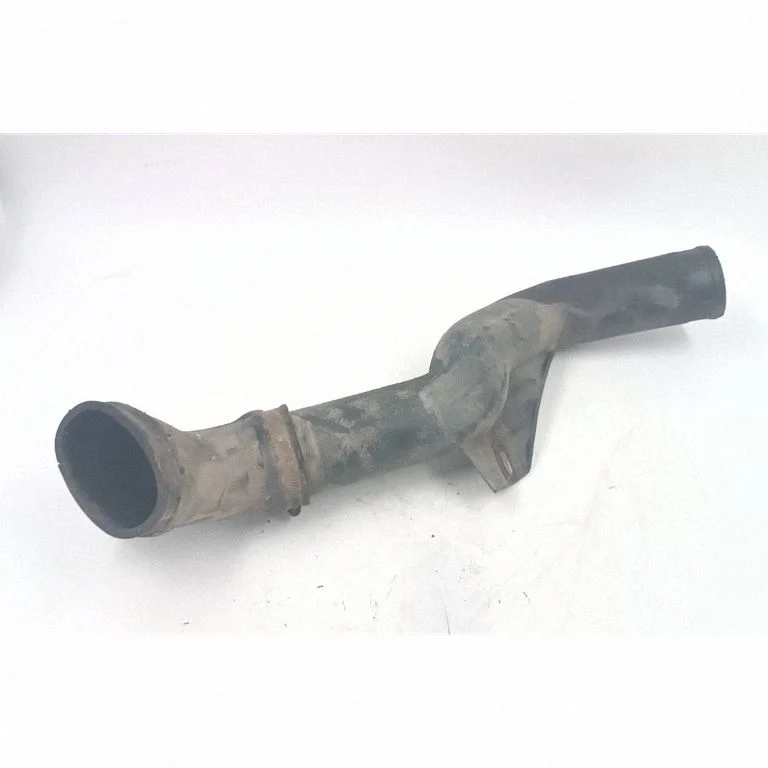 Vahejahuti voolik (-ud)/ toru (-d) 357145828A