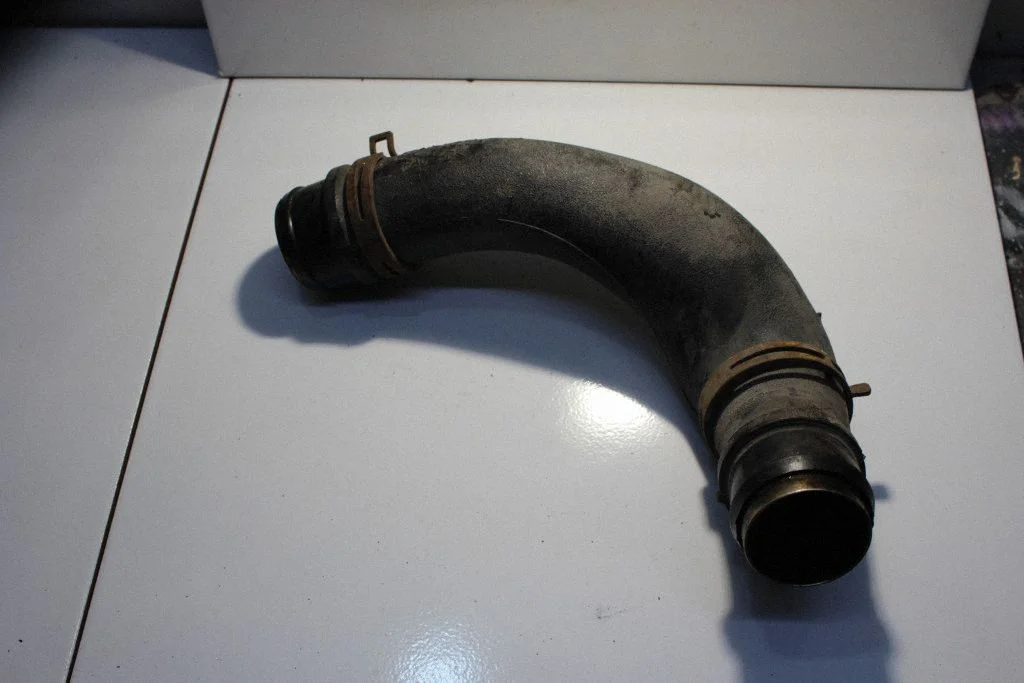 Starpdzesētāja šļūtene (-es)/ caurule (-es) 6K0145762H