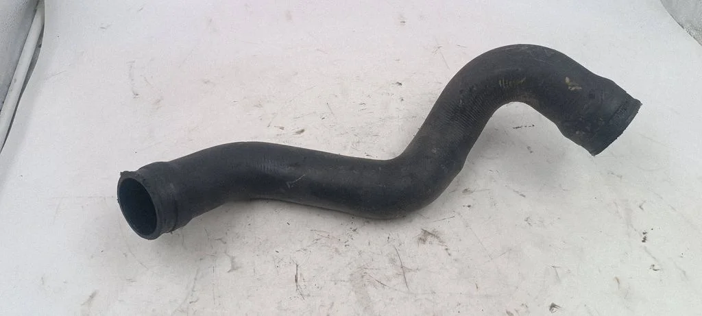 Intercooler hose/pipe 27059070
