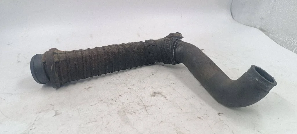 Intercooler hose/pipe