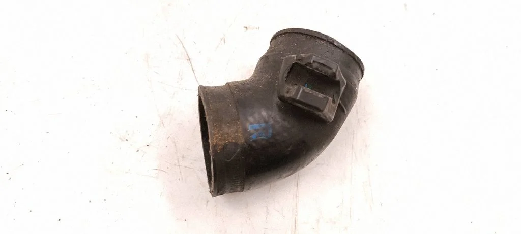 Intercooler hose/pipe 8D0145834A