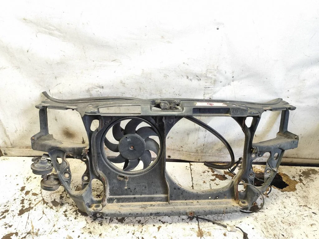 Radiatorių panelė