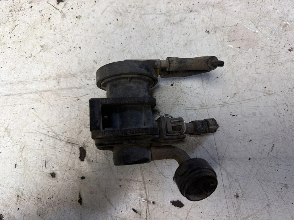 Turbo solenoid valve 4522371