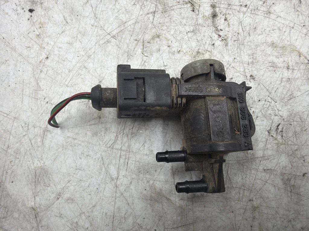 Turbo solenoid valve 1K0906283A