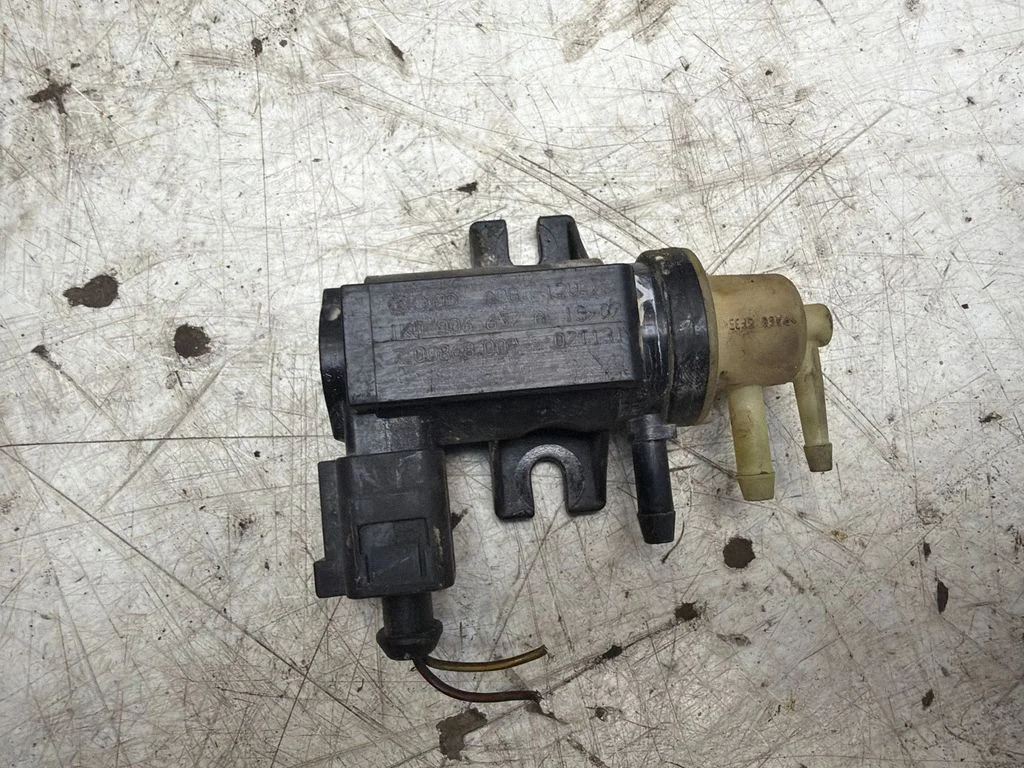 Turbo solenoid valve 1K0906627A
