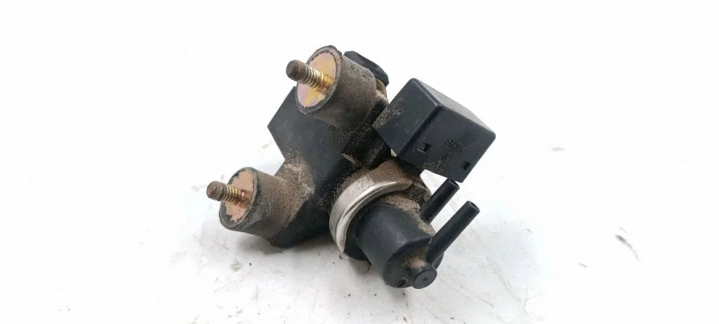 Turbo solenoid valve 2247906