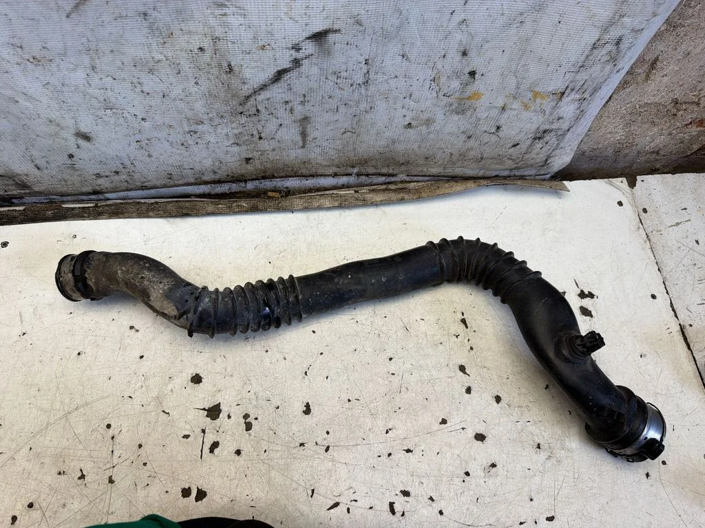 Air intake duct part – BMW X1 E84 (2009-2015)