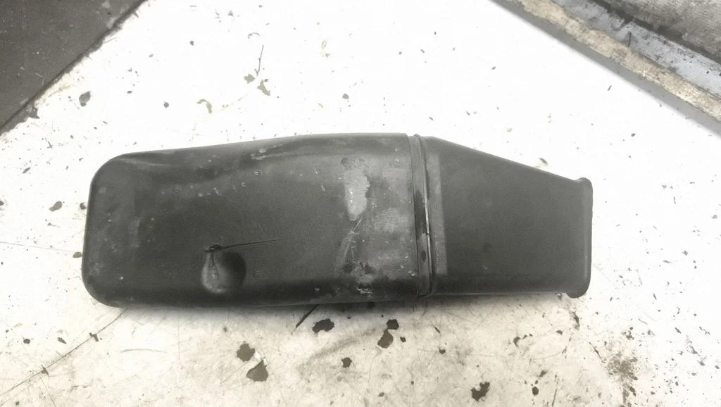 Air intake duct part 7787518