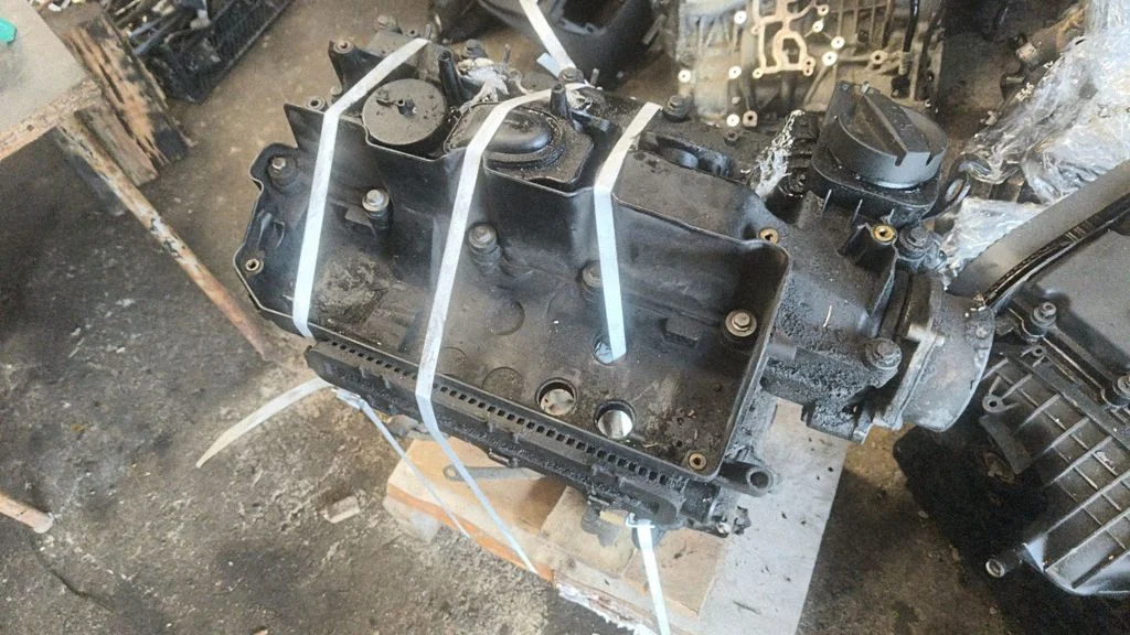 Engine 7781211
