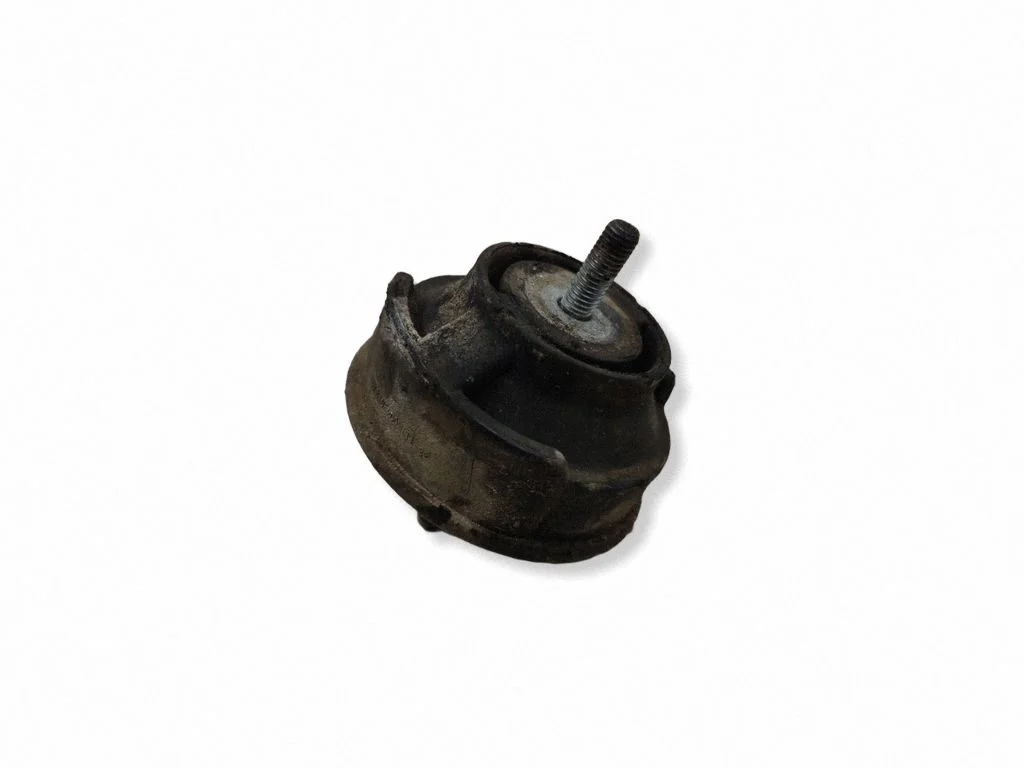 Engine mount bracket – front left