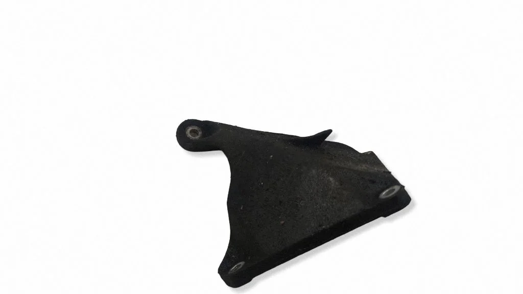 Engine mounting bracket 76055703