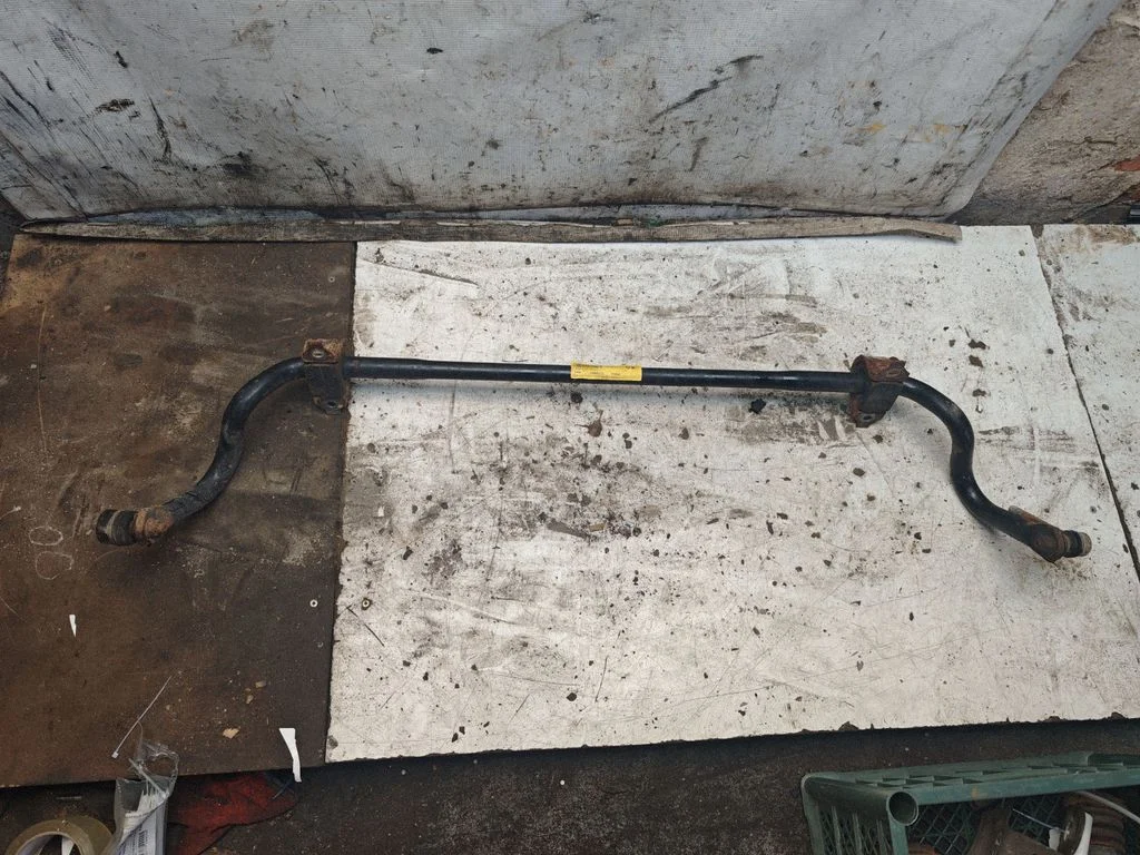 Eesmine stabilisaator (kaldevarras) – BMW X1 E84 (2009-2015)