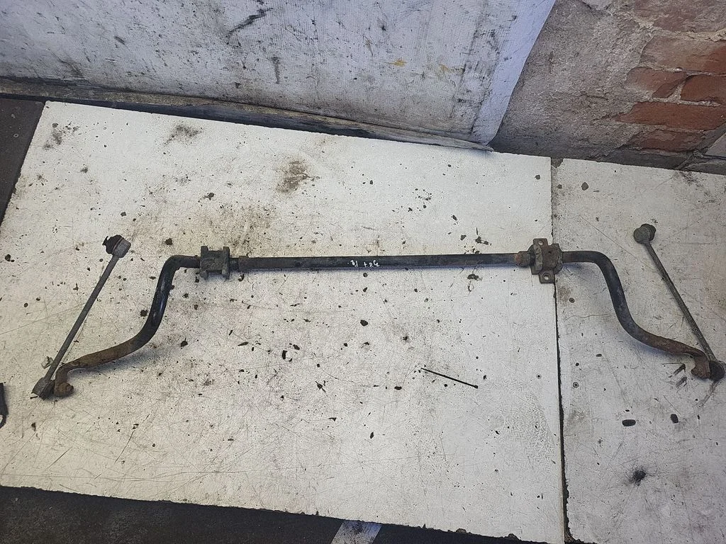 Priekšējais stabilizators – priekšējā