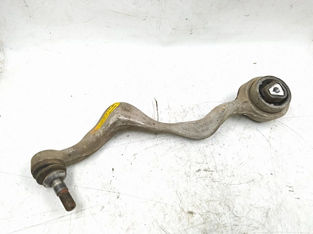 Front lower control arm/wishbone 6765305