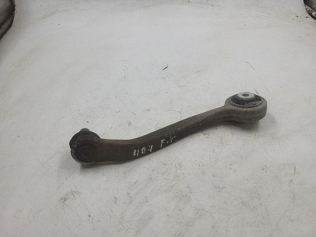 Front lower control arm/wishbone – front left