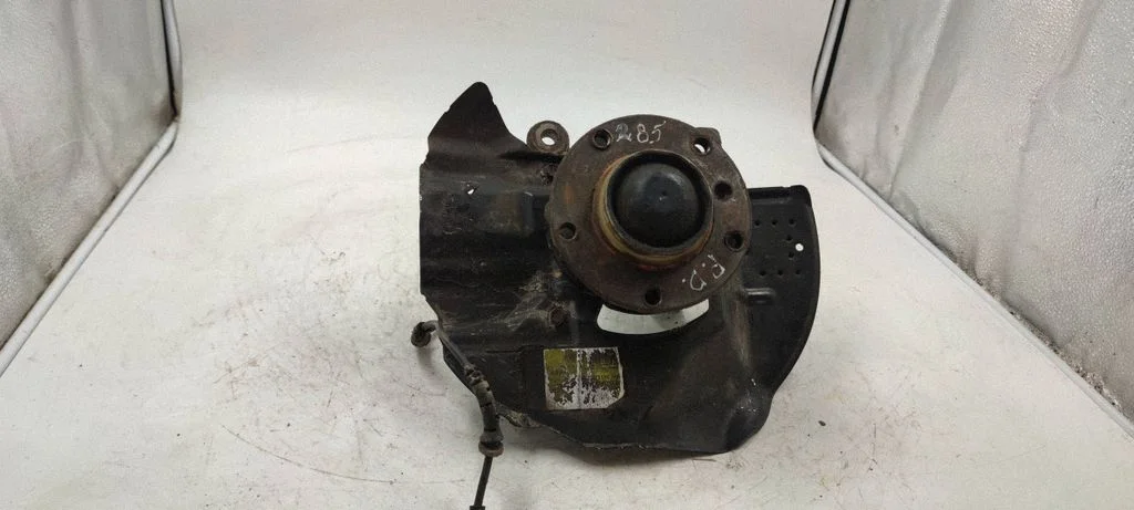 Front wheel hub 0285