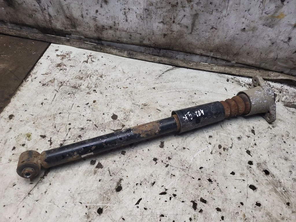 Rear shock absorber/damper – rear left