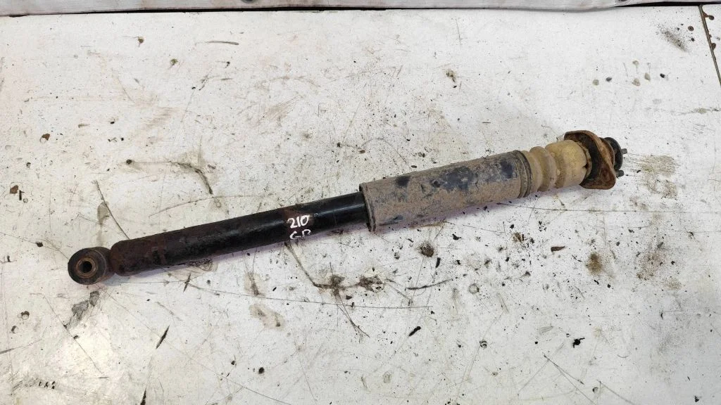 Rear shock absorber/damper – rear right