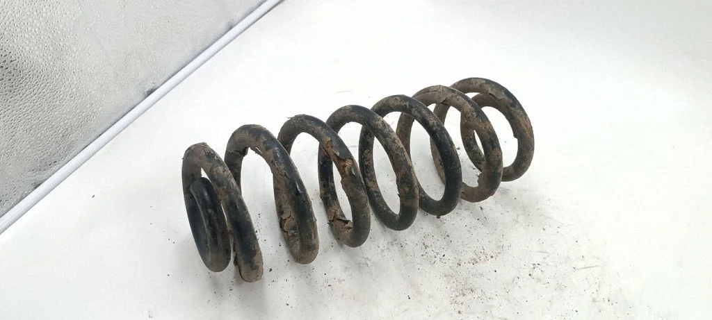 Tagumine keerdvedru 0VW00C