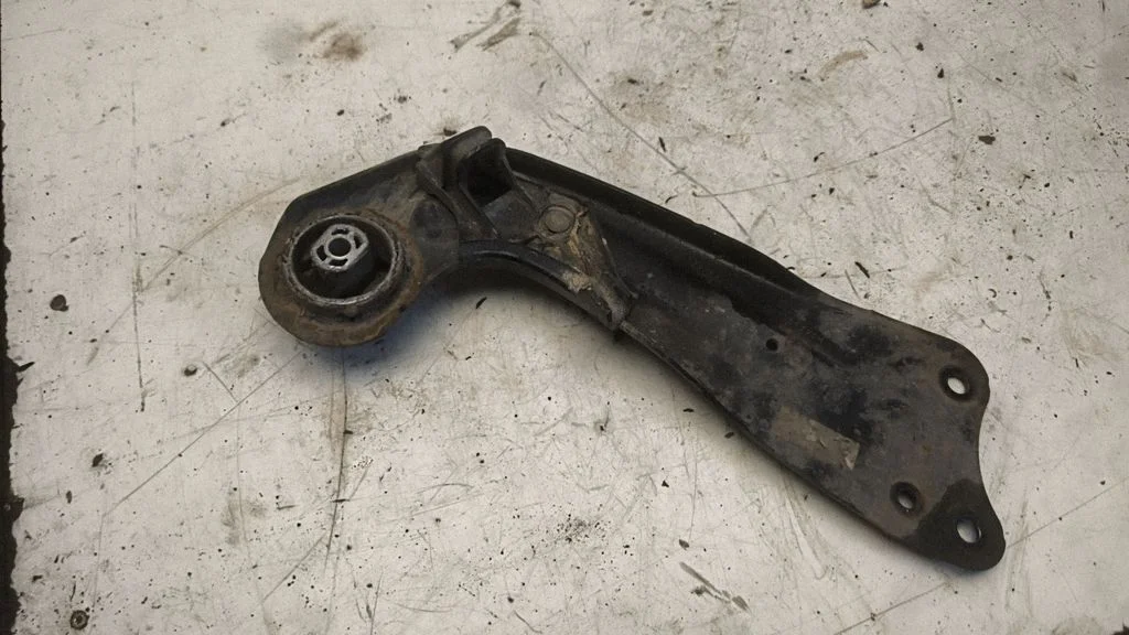 Rear upper control arm/wishbone 1K0505225H
