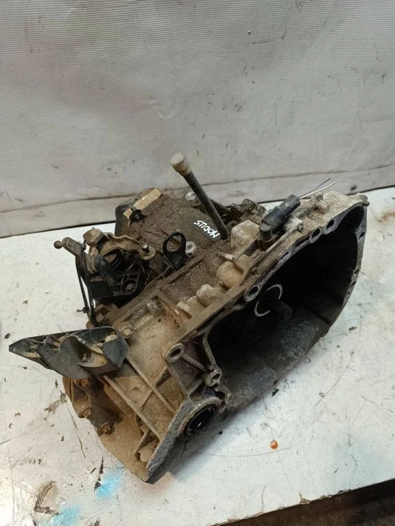 Mechaninė 6 pavarų dėžė