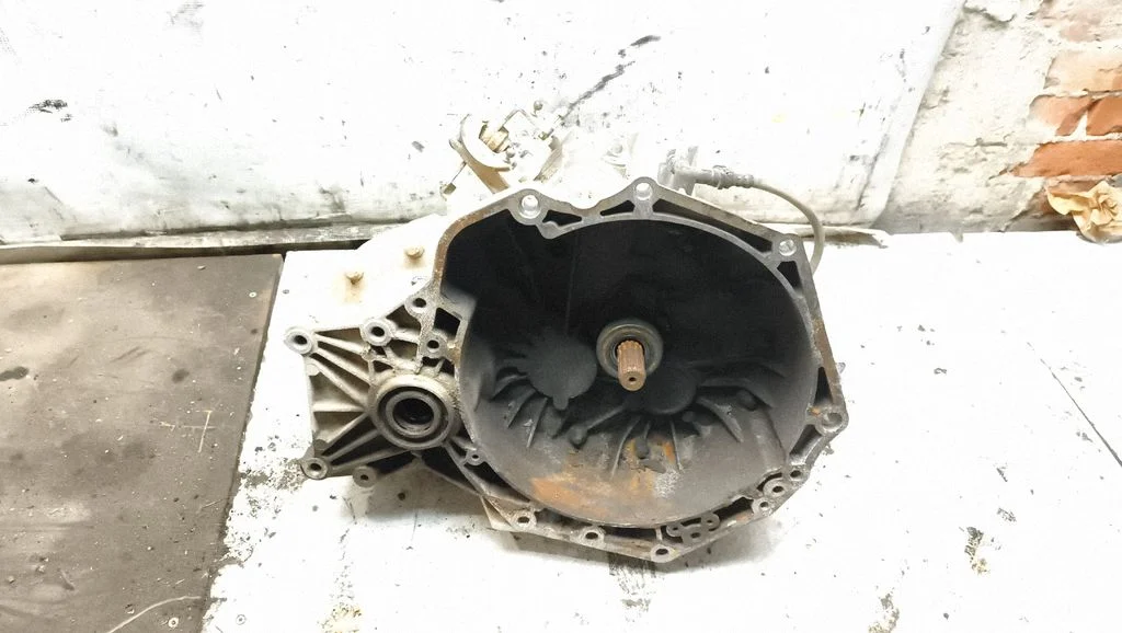 Manual 5 speed gearbox 5495775