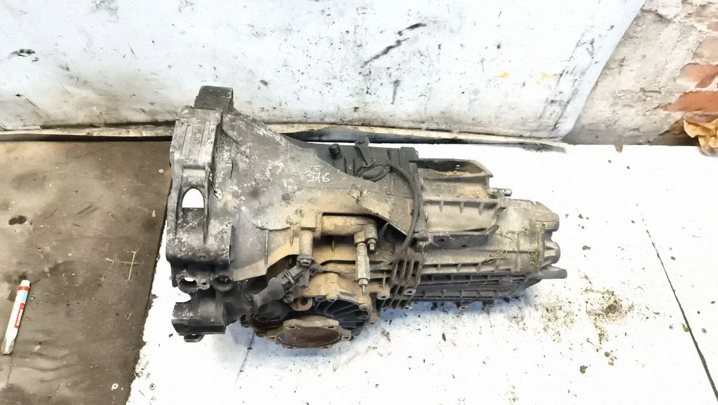 Mechaninė 5 pavarų dėžė