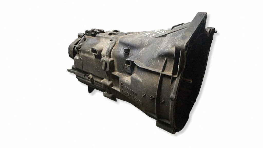 Mechaninė 5 pavarų dėžė