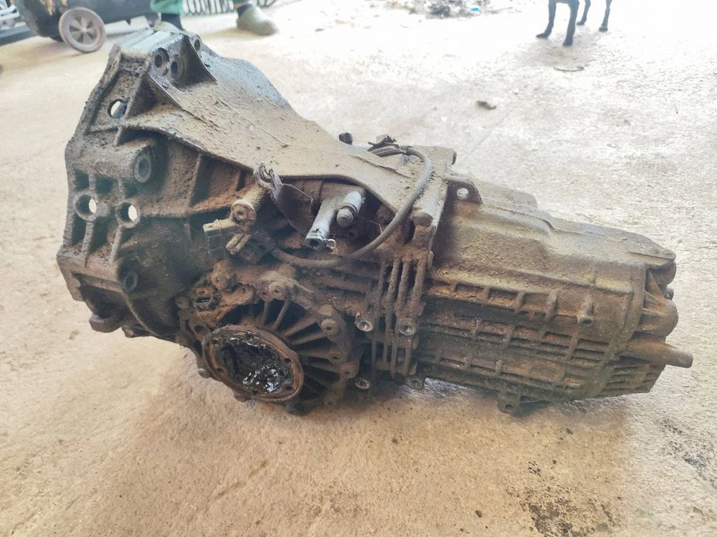 Mechaninė 5 pavarų dėžė
