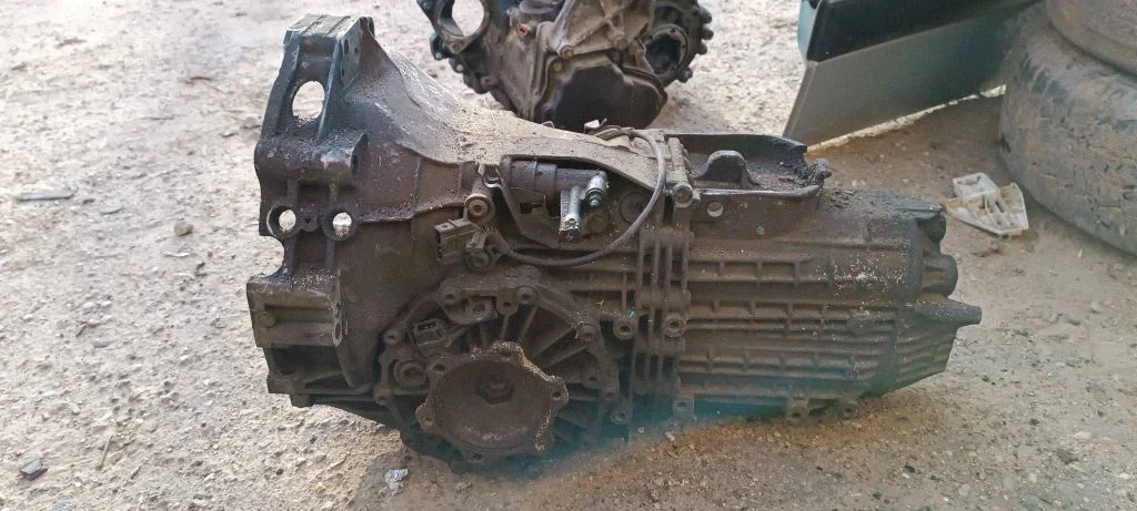 Mechaninė 5 pavarų dėžė