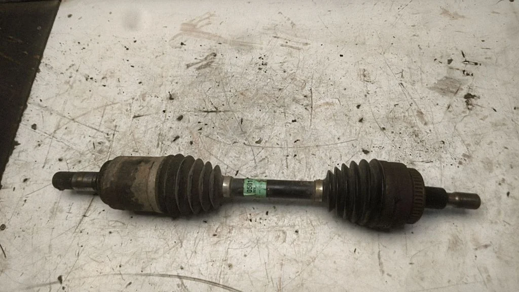 Front driveshaft 05010510