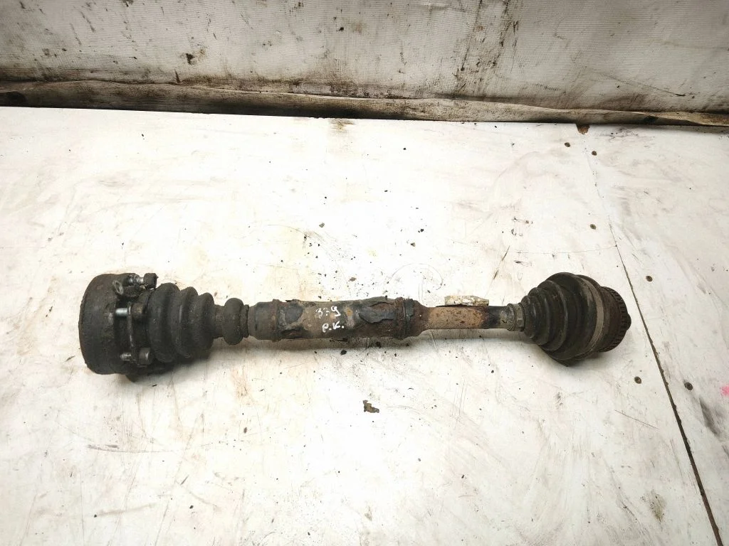 Front driveshaft 8D0407271AQ