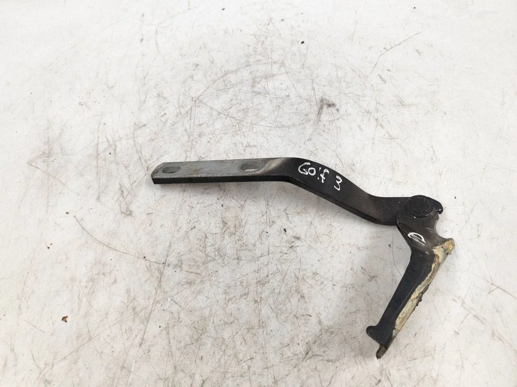 Engine bonnet/hood hinges – front right