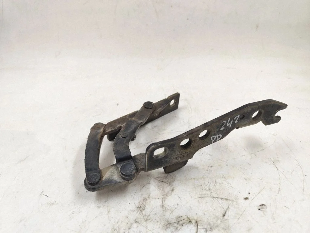 Engine bonnet/hood hinges ES790502