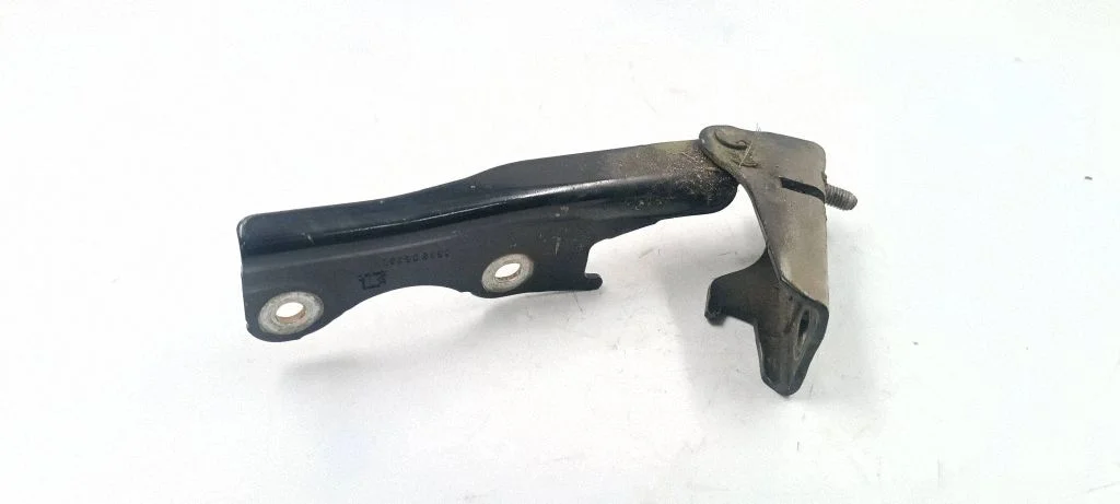 Engine bonnet/hood hinges 15520654