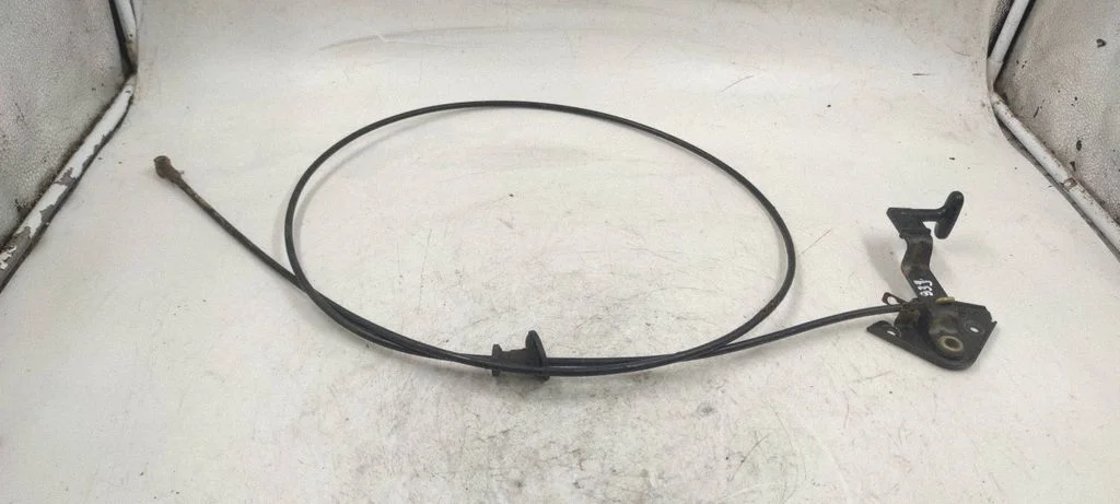 Engine bonnet/hood lock/catch
