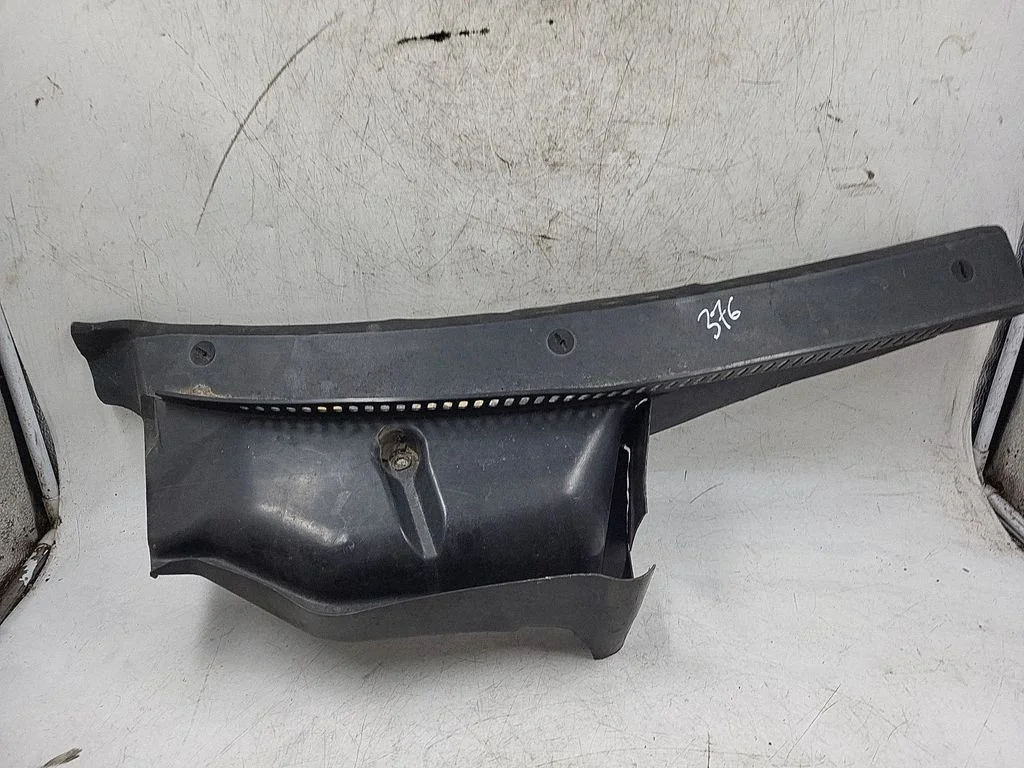 Wiper trim