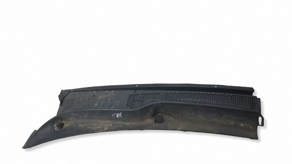 Wiper trim – Toyota Yaris Verso (1999-2005)