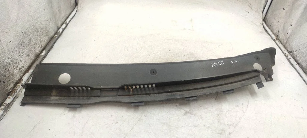 Wiper trim 228621