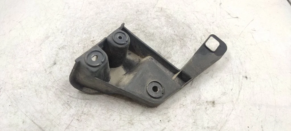 Rear bumper mounting bracket 340095