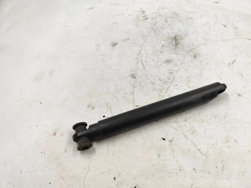 Tailgate/trunk strut/damper – BMW X5 E53 (1999-2006)