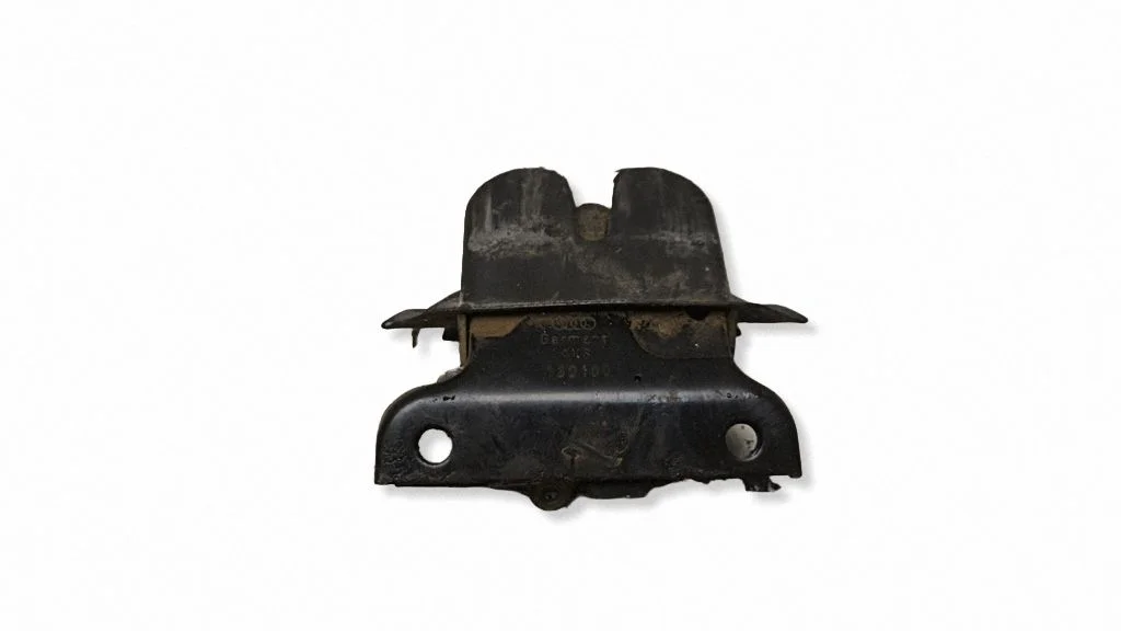 Tailgate/trunk/boot lock/catch/latch
