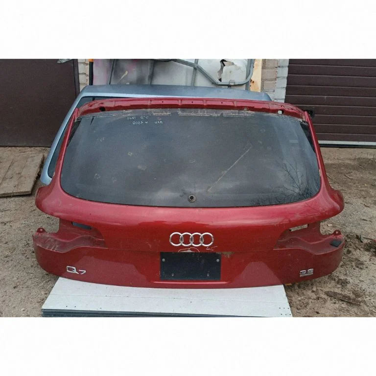 Tailgate/trunk/boot lid