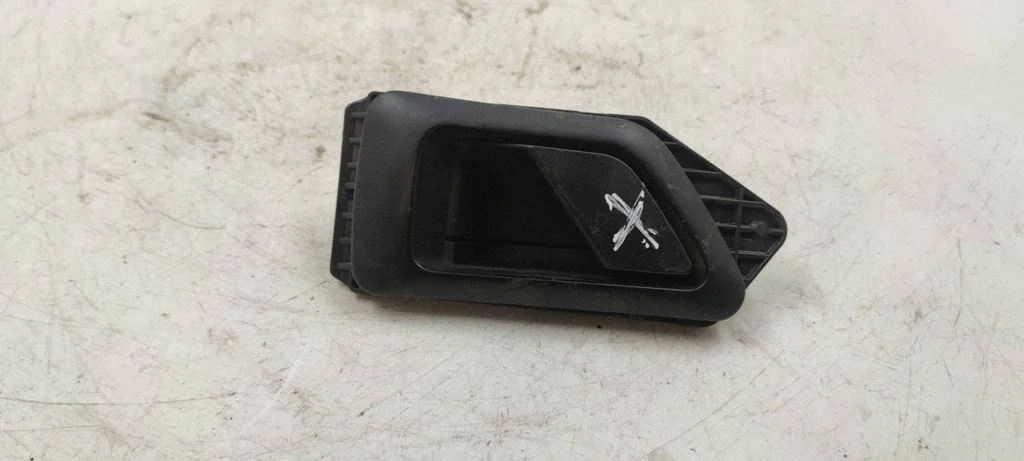 Front door interior handle 9621422877