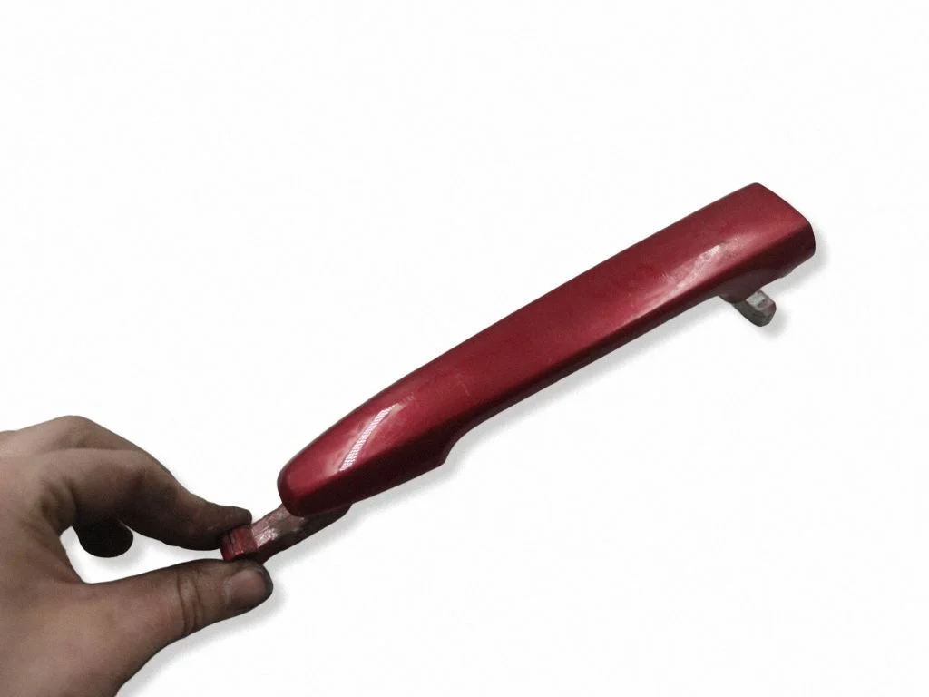 Front door exterior handle – rear right