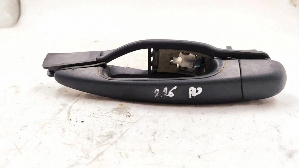Front door exterior handle 51218226122