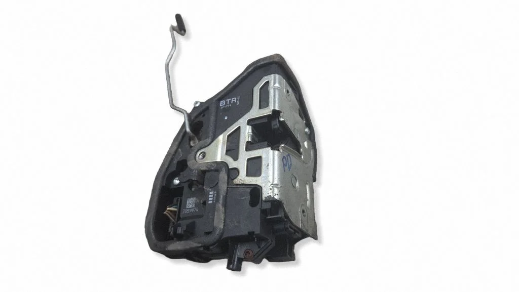 Front door lock – front right