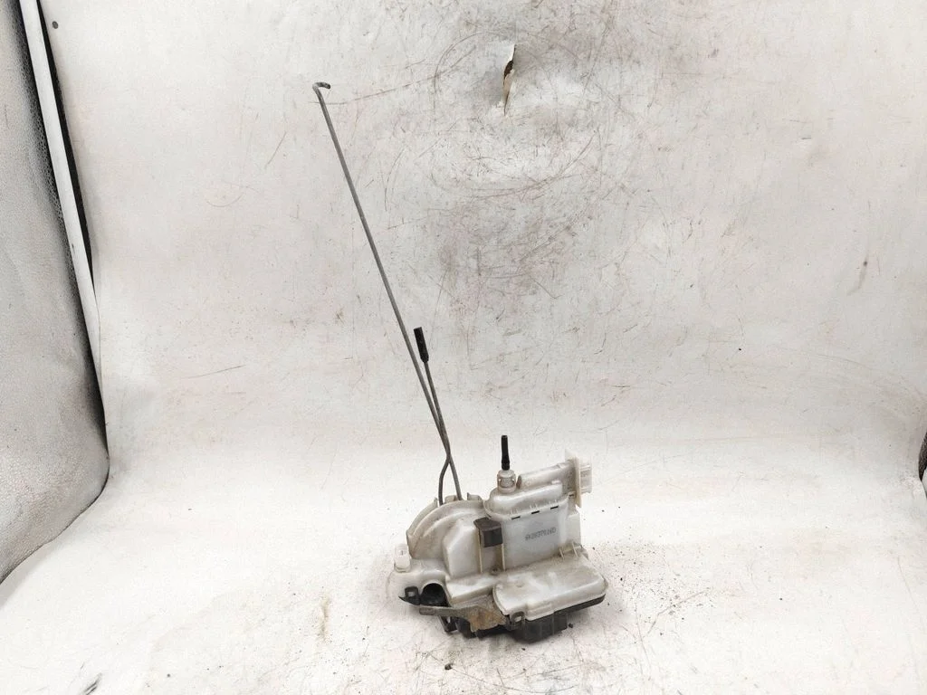 Front door lock 6K2837016D